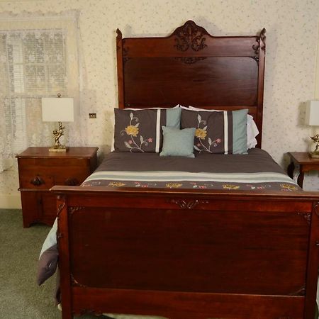 Windflower Inn Great Barrington Esterno foto