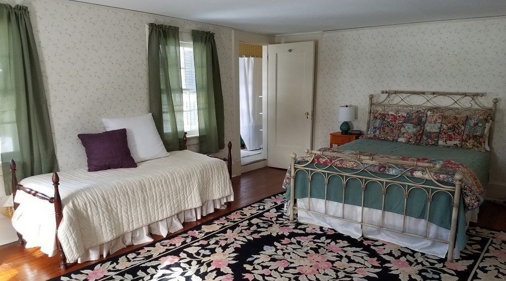 Windflower Inn Great Barrington Esterno foto