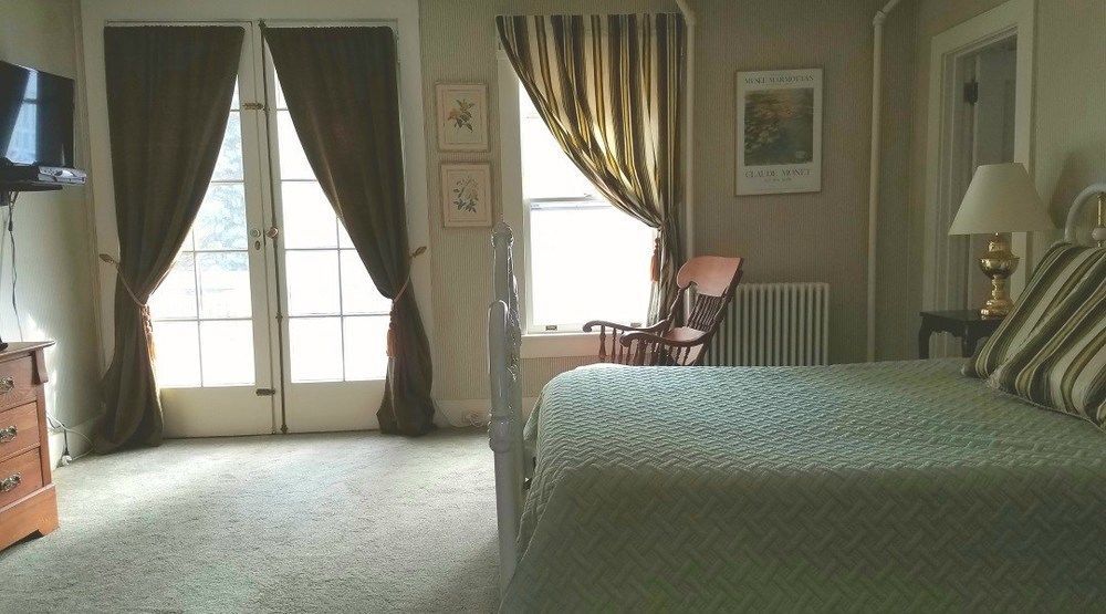 Windflower Inn Great Barrington Esterno foto